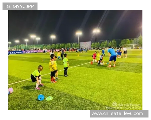 探索诺宝中心足球场的魅力与激情体验，感受足球文化的独特魅力与团队精神